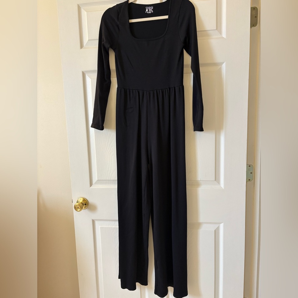 OQQ Black Long Sleeve Jumpsuit